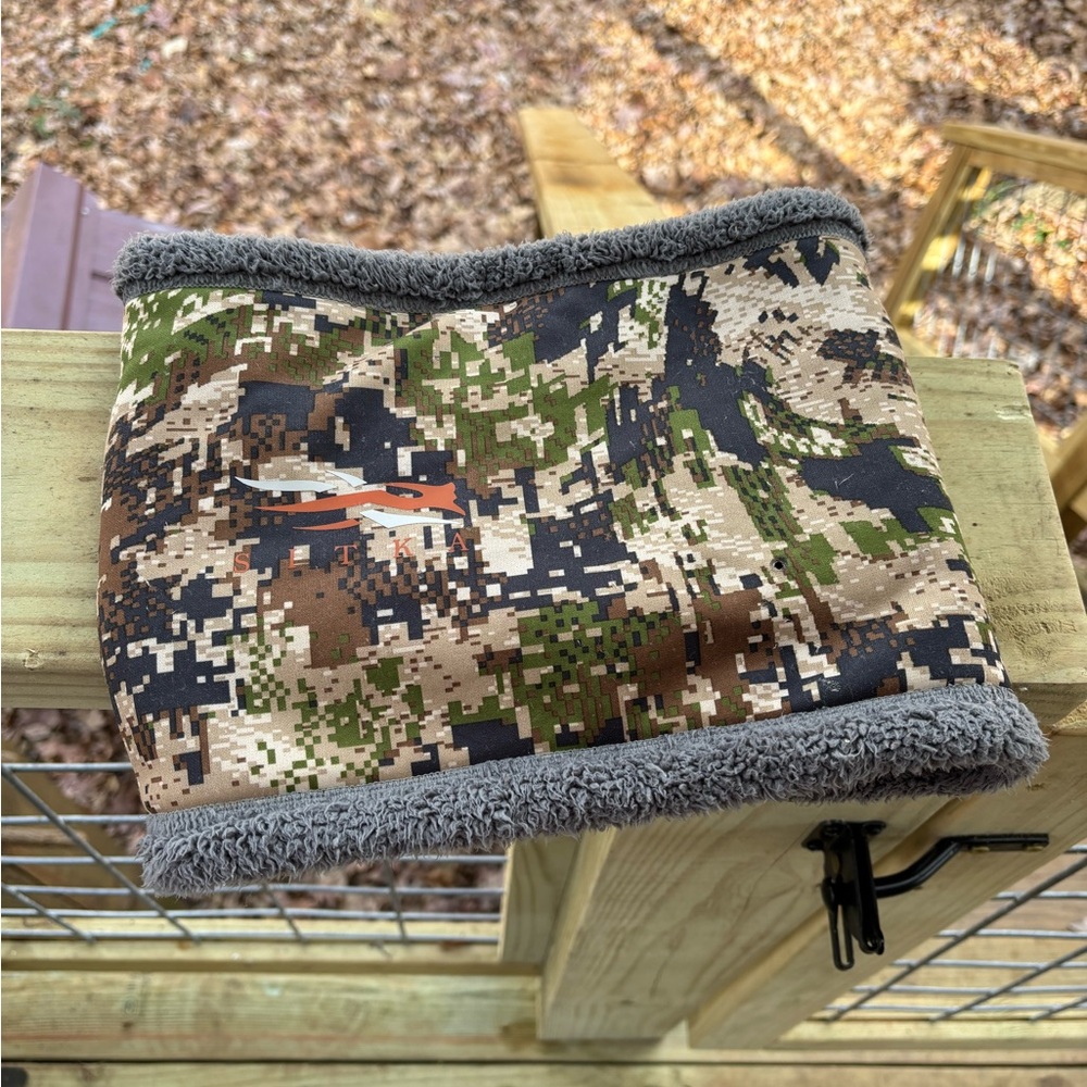 Sitka neck gaiter